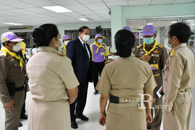 20210426-Governor inspects field hospitals-006.JPG